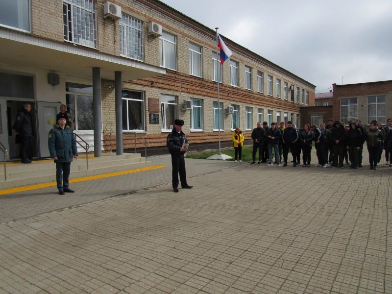 В Павловском районе госавтоинспекторы провели «Краш-курс» со студентами техникума